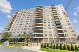 7100 Blvd E, Guttenberg, NJ 07093 - Photo 1