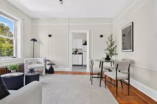 122 W 39th St, Bayonne, NJ 07002 - Photo 4