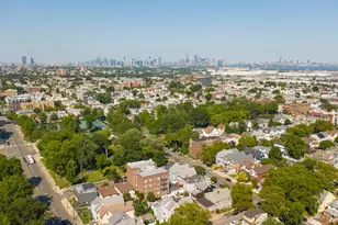 122 W 39th St, Bayonne, NJ 07002 - Photo 30