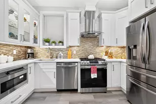 128 Sherman Pl, Jersey City, NJ 07307 - Photo 12