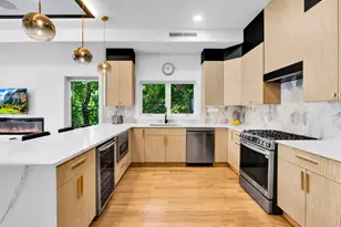 21 Highland Ave, Jersey City, NJ 07306 - Photo 12