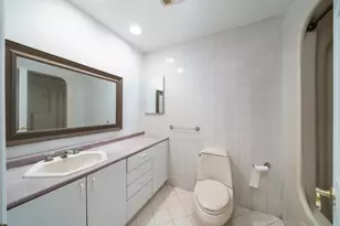 79 Sherman Pl, Jersey City, NJ 07307 - Photo 24