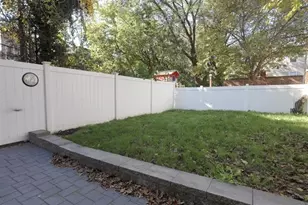 647 Ocean Ave, Jersey City, NJ 07307 - Photo 28