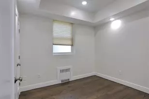 647 Ocean Ave, Jersey City, NJ 07307 - Photo 10