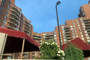 418 Harmon Cove Tower, Secaucus, NJ 07094 - Photo 2