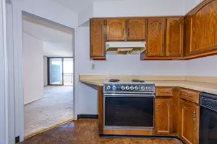 418 Harmon Cove Tower, Secaucus, NJ 07094 - Photo 10
