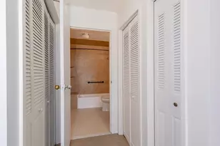 418 Harmon Cove Tower, Secaucus, NJ 07094 - Photo 12