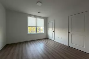 306 Bergen Ave, Jersey City, NJ 07305 - Photo 10