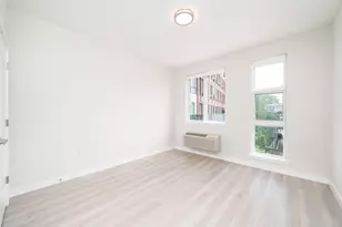 16 Bennett St, Jersey City, NJ 07304 - Photo 8