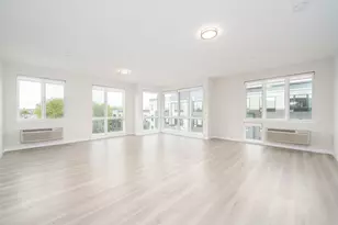 16 Bennett St, Jersey City, NJ 07304 - Photo 2
