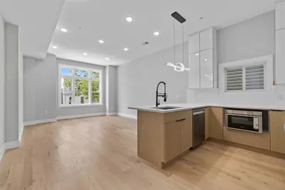 30 Cambridge Ave #2, Jersey City, NJ 07307 - Photo 4