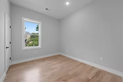 30 Cambridge Ave #2, Jersey City, NJ 07307 - Photo 12