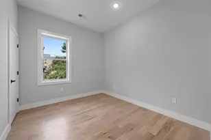 30 Cambridge Ave, Jersey City, NJ 07307 - Photo 12