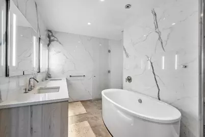 800 Avenue At Port Imperial #703, Weehawken, NJ 07086 - Photo 14