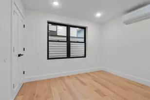 13 Wegman Ct, Jersey City, NJ 07305 - Photo 18