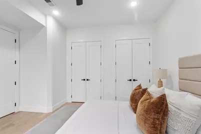 13 Wegman Ct, Jersey City, NJ 07305 - Photo 16