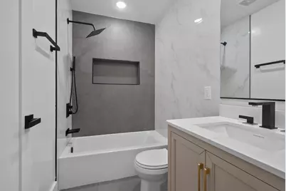 13 Wegman Ct, Jersey City, NJ 07305 - Photo 28