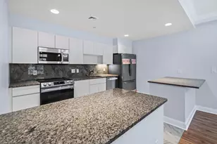 207 Shearwater Ct W, Jersey City, NJ 07305 - Photo 10