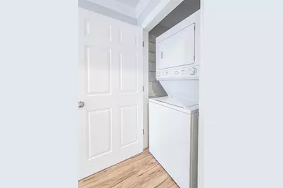 207 Shearwater Ct West #44, Jersey City, NJ 07305 - Photo 20