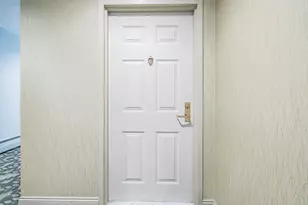 207 Shearwater Ct W, Jersey City, NJ 07305 - Photo 22