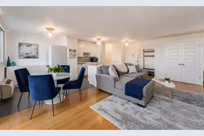100 Manhattan Ave #708, Union City, NJ 07087 - Photo 2