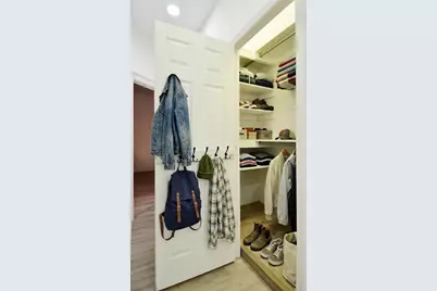 885 Broadway #3, Bayonne, NJ 07002 - Photo 18