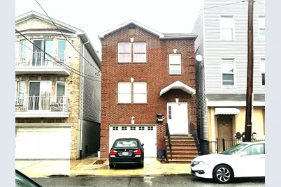 85 Oakland Ave #1, Jersey City, NJ 07306 - Photo 1