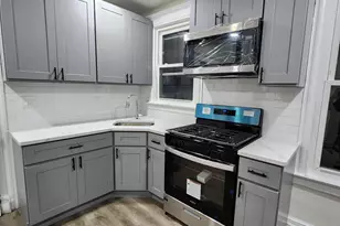 65 Halstead St, Kearny, NJ 07032 - Photo 2