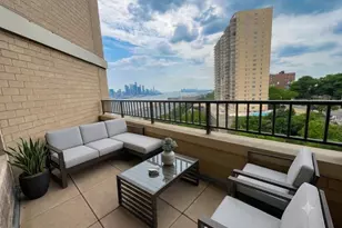7000 Blvd E, Guttenberg, NJ 07093 - Photo 10