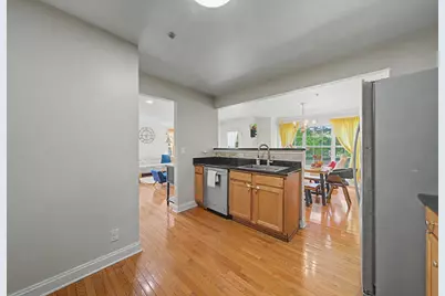 180 Blue Heron Dr #180, Secaucus, NJ 07094 - Photo 16