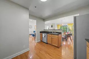180 Blue Heron Dr, Secaucus, NJ 07094 - Photo 16