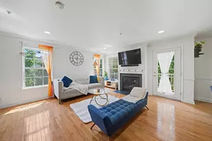 180 Blue Heron Dr, Secaucus, NJ 07094 - Photo 6