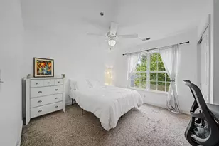 180 Blue Heron Dr, Secaucus, NJ 07094 - Photo 20