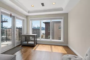 100 Eton Row, Weehawken, NJ 07086 - Photo 14