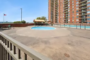 627 Harmon Cove Tower, Secaucus, NJ 07094 - Photo 22