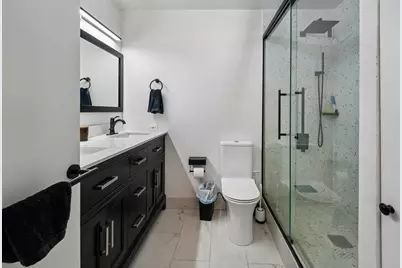 627 Harmon Cove Tower #627, Secaucus, NJ 07094 - Photo 12