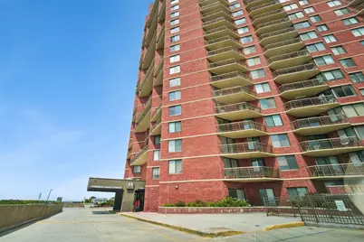 627 Harmon Cove Tower #627, Secaucus, NJ 07094 - Photo 24