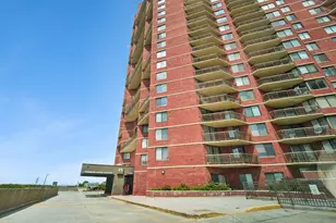 627 Harmon Cove Tower, Secaucus, NJ 07094 - Photo 24