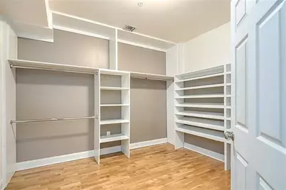 7716 Kennedy Blvd #1E, North Bergen, NJ 07047 - Photo 10