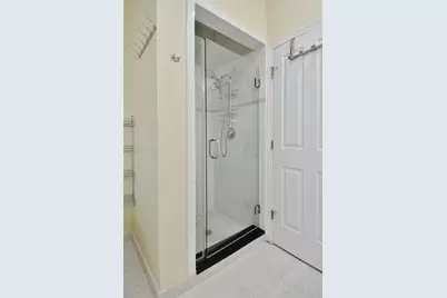 604 Avenue A, Bayonne, NJ 07002 - Photo 16