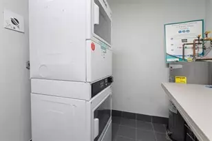 464 Central Ave, Jersey City, NJ 07307 - Photo 12