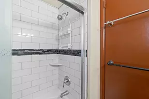 387 Cator Ave, Jersey City, NJ 07304 - Photo 14