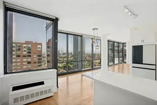 389 Washington St, Jersey City, NJ 07302 - Photo 2