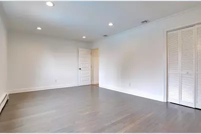 662 Ten Eyck Ave, Lyndhurst Township, NJ 07071 - Photo 20