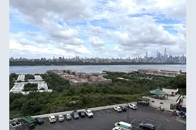 250 Gorge Rd #10J, Cliffside Park, NJ 07010 - Photo 16