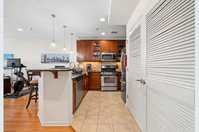 203-207 Hackensack Plank Rd #3D, Weehawken, NJ 07086 - Photo 4