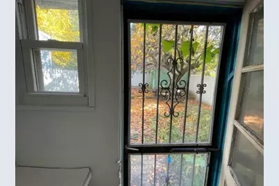 12 Van Wagenen Ave, Jersey City, NJ 07304 - Photo 8