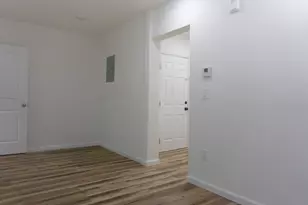 576 Newark Ave, Jersey City, NJ 07306 - Photo 10