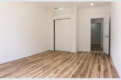 576 Newark Ave #1L, Jersey City, NJ 07306 - Photo 8