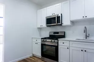 576 Newark Ave, Jersey City, NJ 07306 - Photo 4